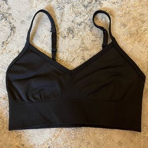 Lululemon Ebb to Street Bra Size 6